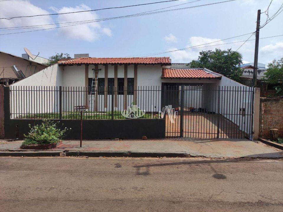 Casa na Rua Capri, Jardim Piza em Londrina, por R 310.000 Viva Real