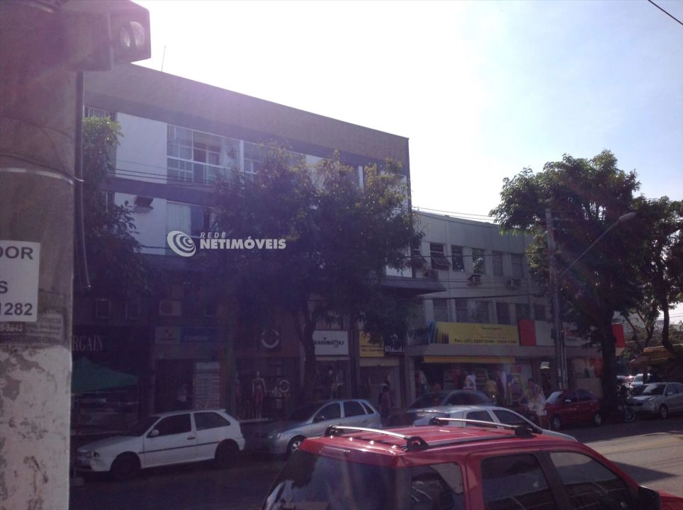 Ponto Comercial na Avenida Luiz Manoel Vellozo, Jardim da Penha em Vitória, por R 2.000/Mês Ponto Comercial na Avenida Luiz Manoel Vellozo, Jardim da Penha em Vitória, por R 2.000/Mês