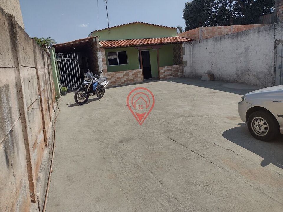 Casa na Avenida Menelick de Carvalho, 1127, Flavio Marques Lisboa Barreiro em Belo Horizonte