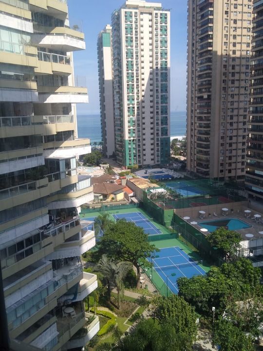 Apartamento na Avenida Lúcio Costa, 3600, Barra da Tijuca em Rio de
