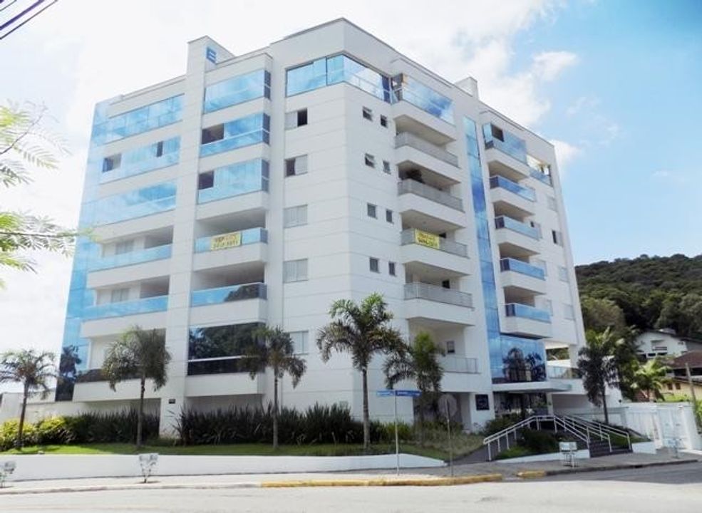 Apartamento na Rua Benjamin Constant, 1267, Glória em Joinville, por R