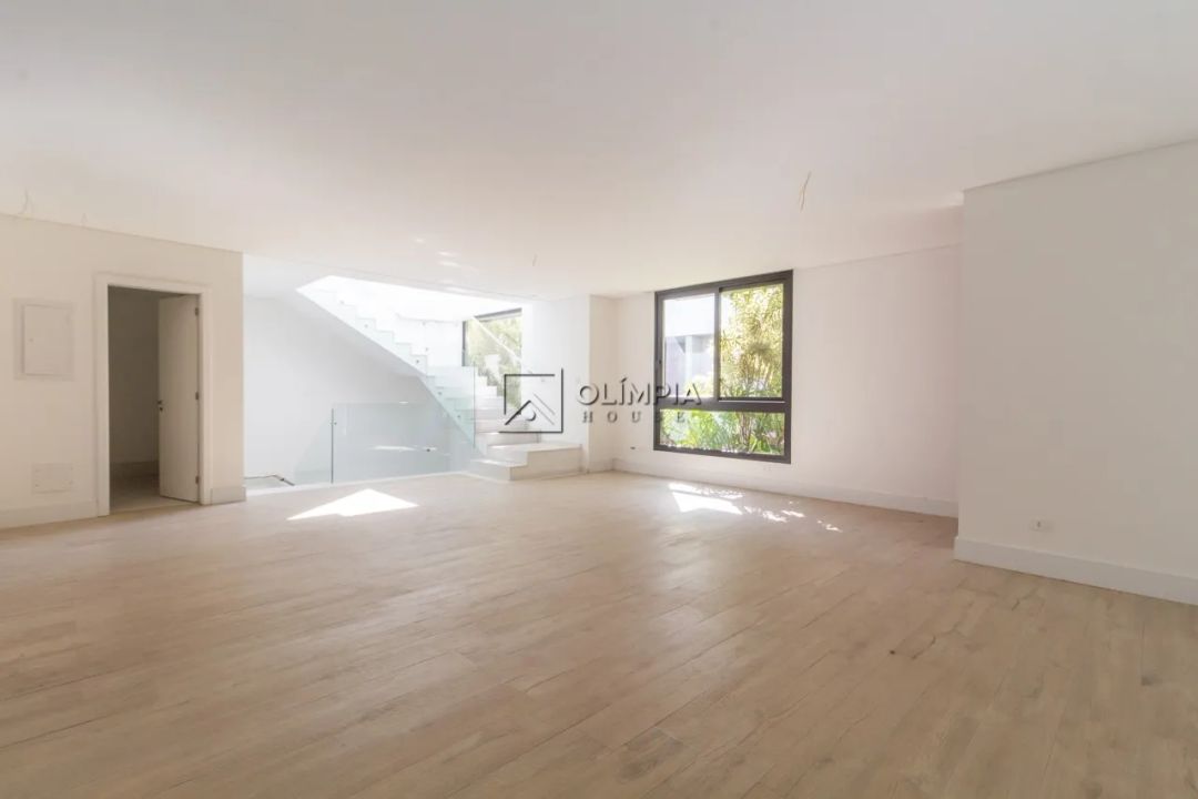 Casa na Alameda dos Nhambiquaras, 111, Ibirapuera em São Paulo, por R