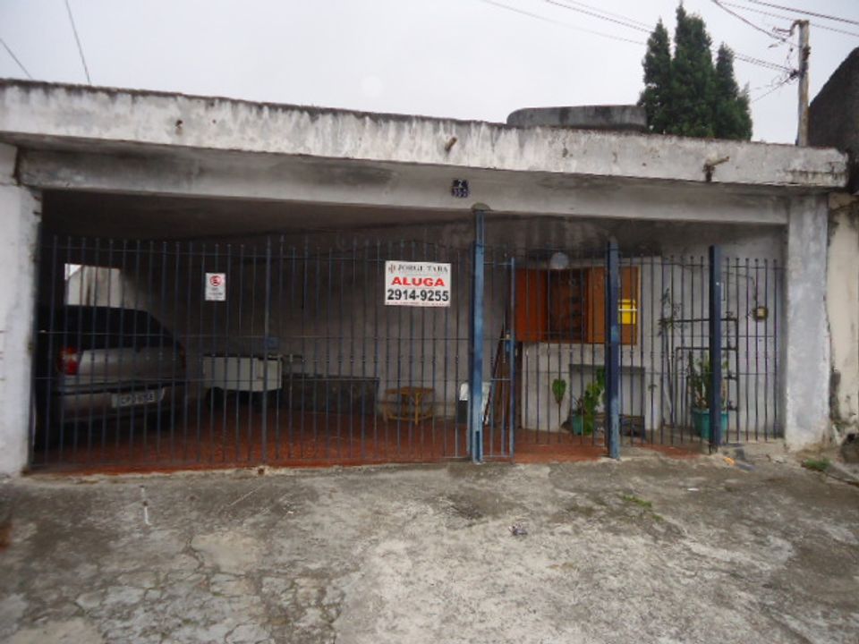 Casa na Rua das Aroeiras, Jabaquara em São Paulo, por R$ 650/Mês Viva