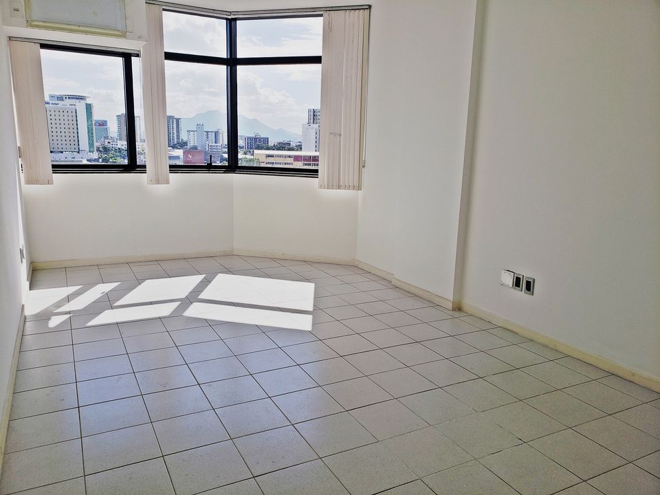 Sala Comercial na Avenida Nossa Senhora da Penha, 1495, Santa Lúcia em Vitória, por R 900/Mês Sala Comercial na Avenida Nossa Senhora da Penha, 1495, Santa Lúcia em Vitória, por R 900/Mês