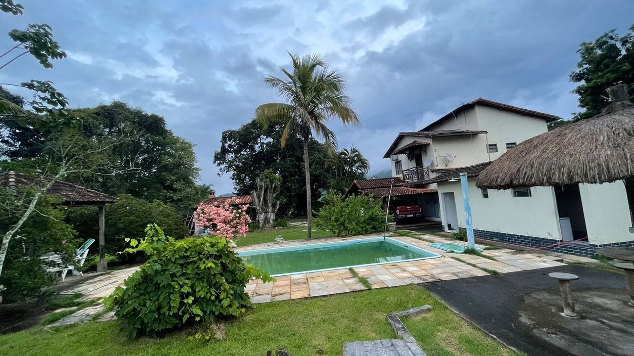 Fazenda/Sítio na Rua Orlando Silva, 245, Zona Rural em Piraí, por R
