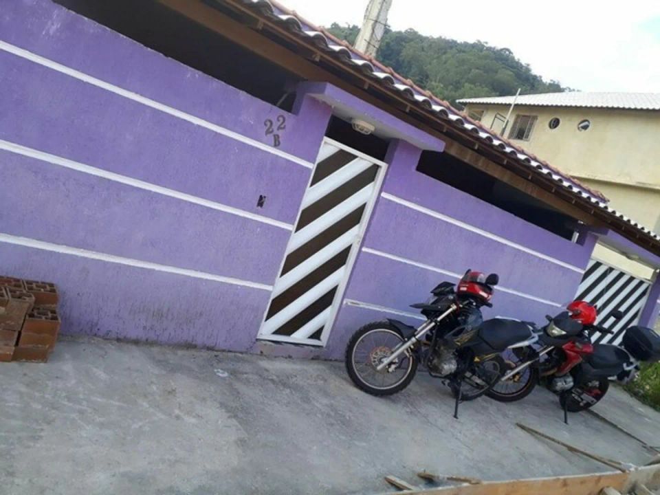 Casa de Condomínio na Estrada dos Bandeirantes, 100, Vargem Grande em Rio de Janeiro, por R 349