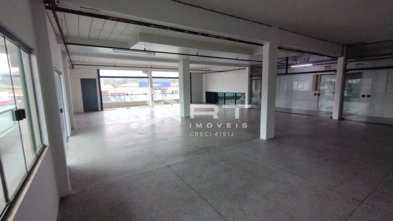 Sala Comercial 200 m² em Itoupava Central em Blumenau, por R 4.500/Mês