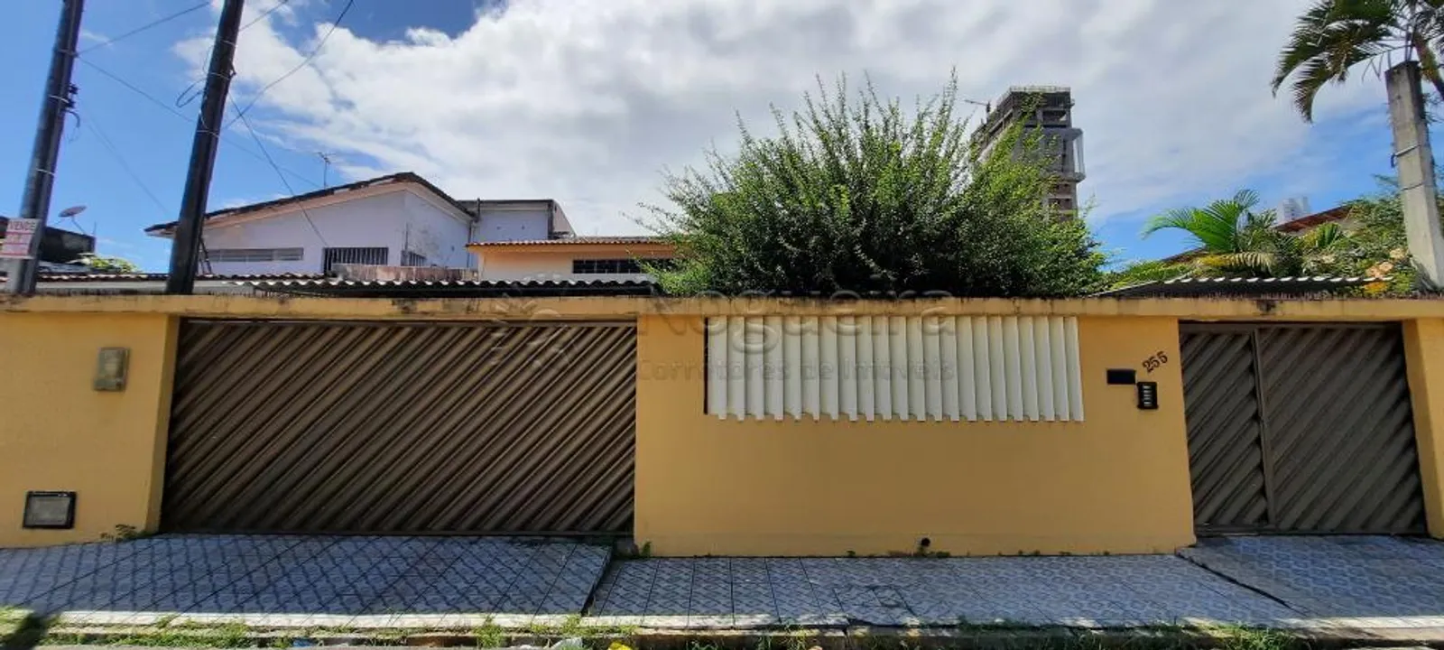 Sobrado na Rua Monsenhor Júlio Maria, 55, Madalena em Recife, por R ...