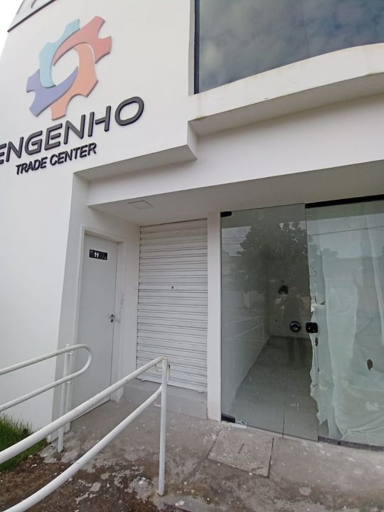 Ponto Comercial na Rua Manoel Estevão da Costa, 298, Engenho do Meio em