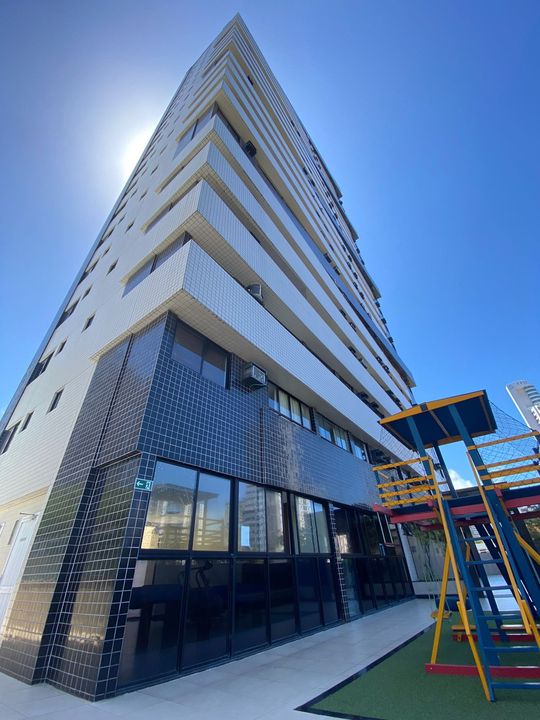 Apartamento na Avenida Governador Juvenal Lamartine, 1012, Tirol em