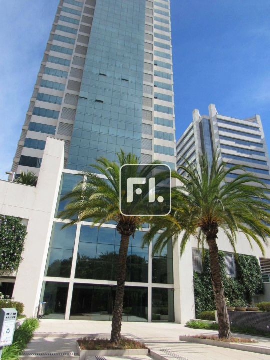 Sala Comercial na Alameda Rio Negro, 503, Alphaville em Barueri, por R