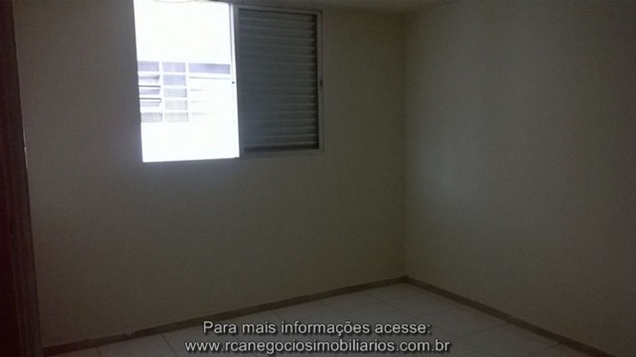 Casa na Rua Quatá, 140, Vila Palmares em Santo André, por R 900/Mês