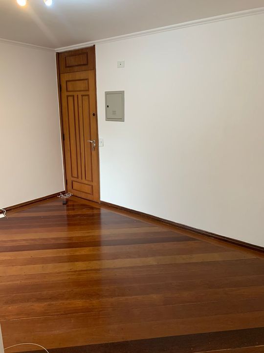 Apartamento na Alameda dos Nhambiquaras, Moema em São Paulo, por R$ 2.