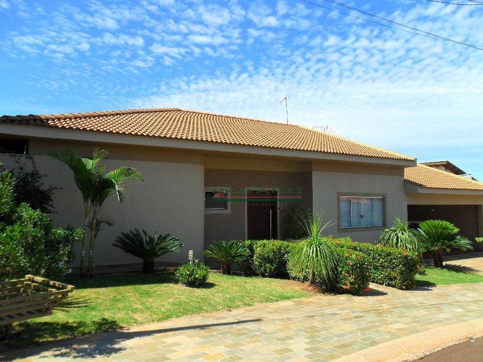 Casa de Condomínio 240 m² em Jardim das Acacias em Cravinhos, por R ...