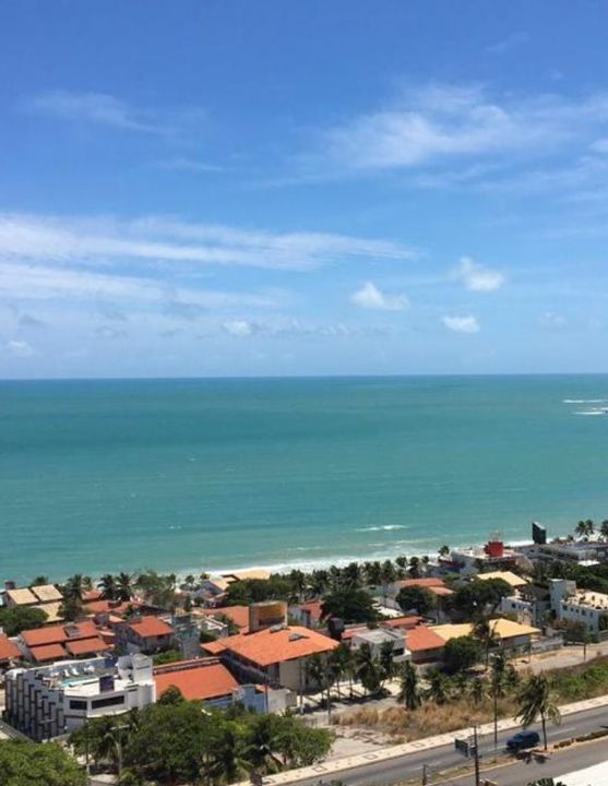 Apartamento na Avenida Engenheiro Roberto Freire, 4450, Ponta Negra em