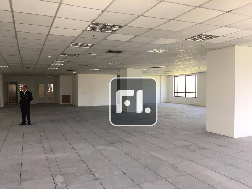 Sala Comercial na Alameda Tocantins, 125, Alphaville em Barueri, por R