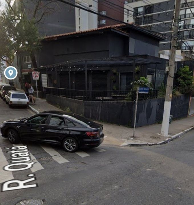 Ponto Comercial na Rua Quatá, 28, Vila Olímpia em São Paulo, por R 18.