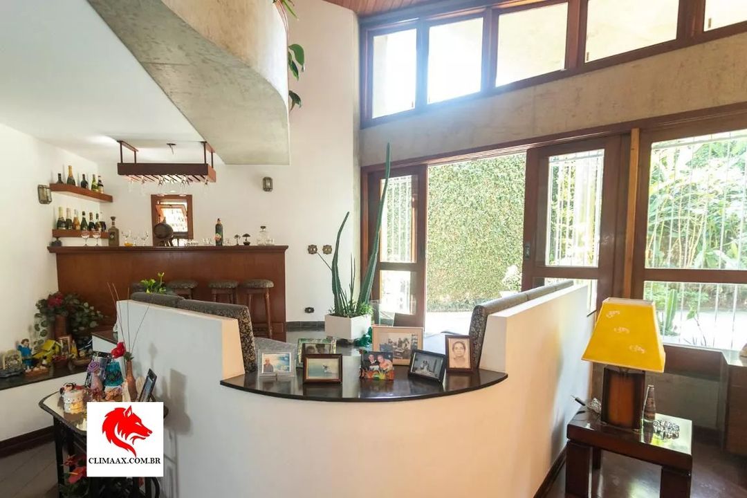 Casa na Rua Barão de São Gabriel, 50, Bela Aliança em São Paulo, por R 2.500.000 Viva Real