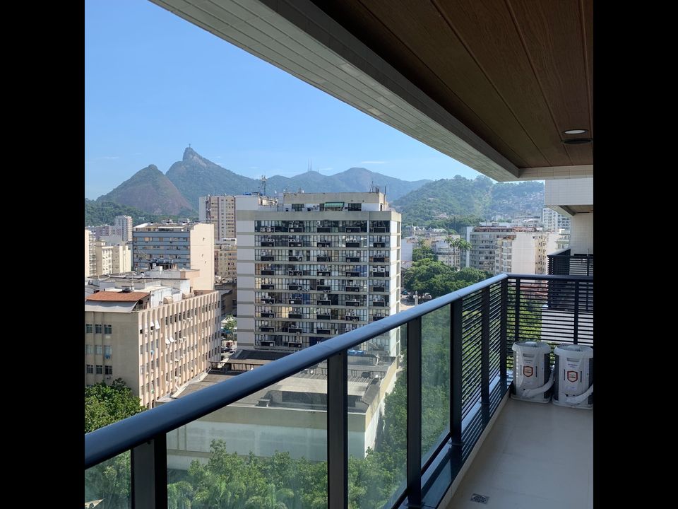 Apartamento na Rua do Pinheiro, 50, Flamengo em Rio de Janeiro, por R