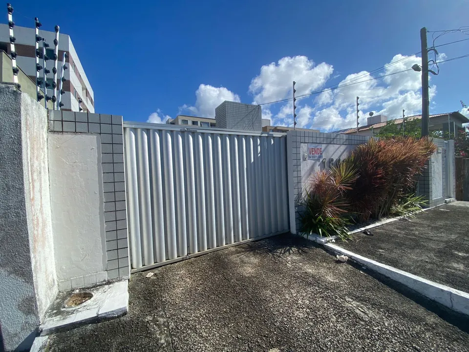 Casa na Rua Desembargador Sinval Moreira Dias, 1892, Lagoa Nova em ...