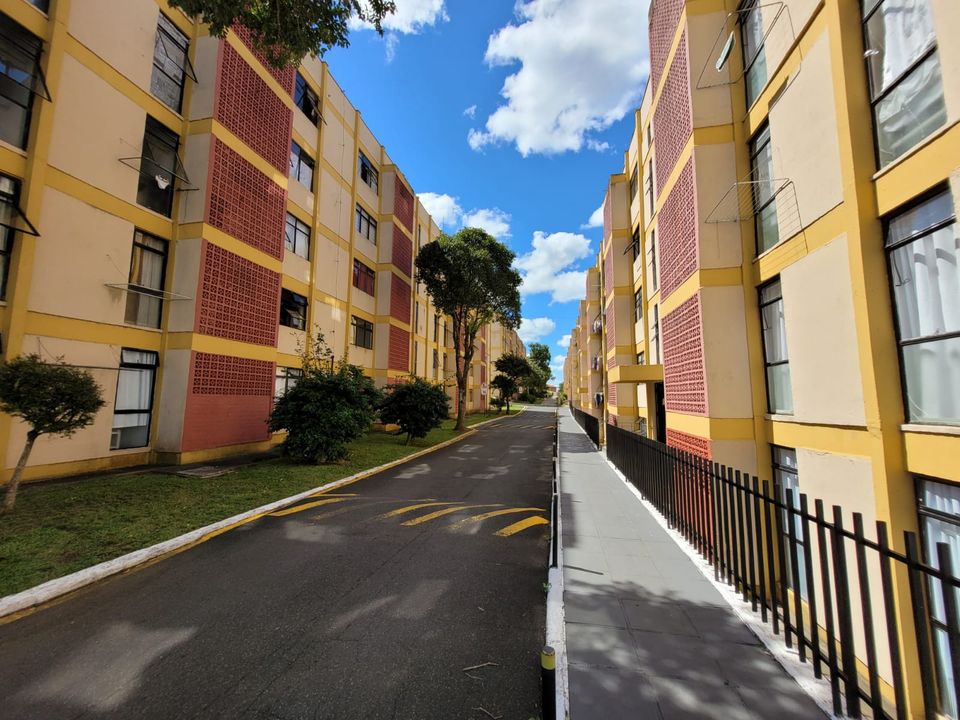 Apartamento na Rua Maria de Lourdes Kudri, 127, Barreirinha em Curitiba