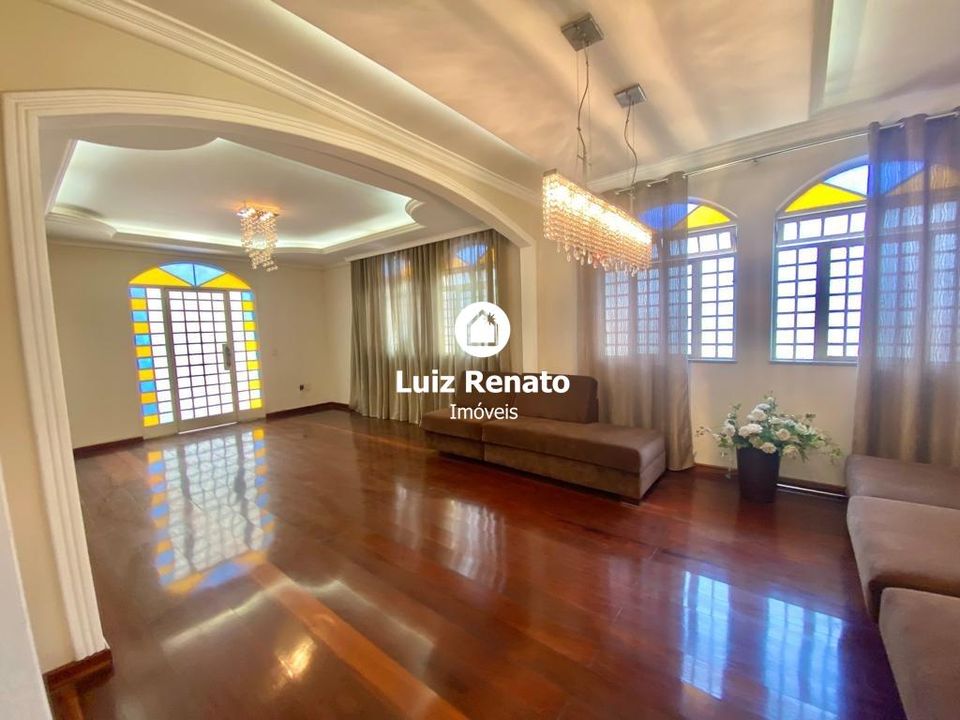 Casa na Rua Zilah Correa de