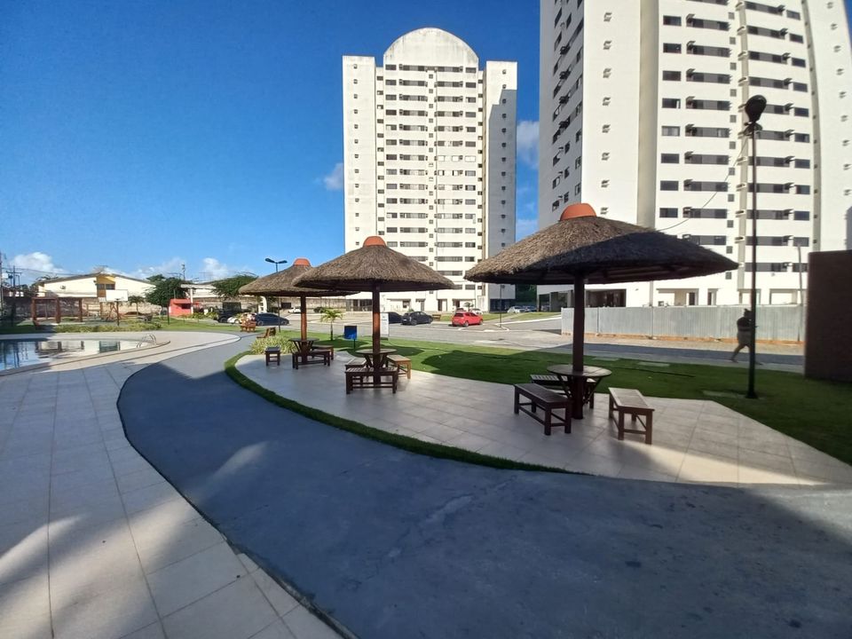 Apartamento na Avenida Enfermeira Noraci Pedrosa, 150, Antares em