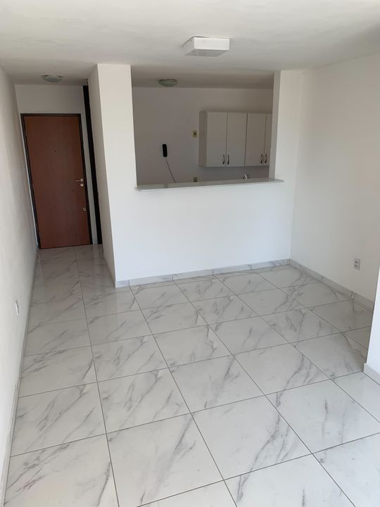 Apartamento na Rua Romualdo Galvão, 2235, Lagoa Nova em Natal, por R