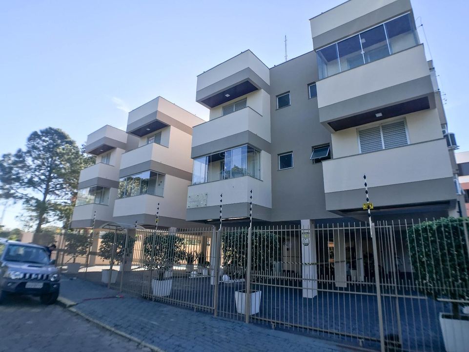 Apartamento na Rua Doutor João de Oliveira, 1165, Canasvieiras em Florianópolis, por R 250.000