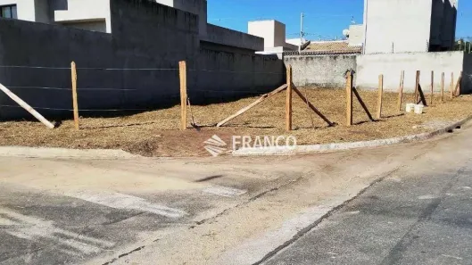Lote/Terreno à venda, 242m² no Vila Areao, Taubaté