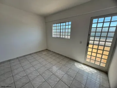 Kitnet para alugar, 25m² no Residencial Santos Dumont, Brasília