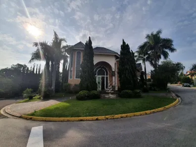 Casa de Condomínio com 5 Quartos para venda ou aluguel, 951m² no Granja Olga III, Sorocaba