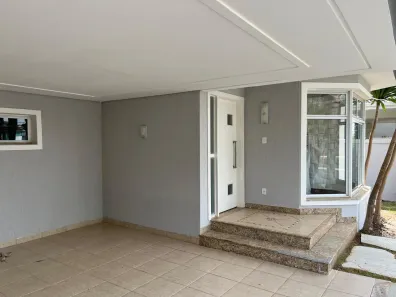 Casa de Condomínio com 5 Quartos para alugar, 320m² no Loteamento Portal do Sol II, Goiânia