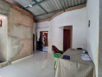 Casa com 3 Quartos à venda, 180m² no Arapoanga, Brasília