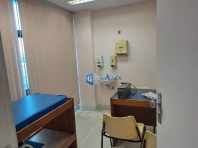 Sala Comercial para venda ou aluguel, 380m² no Zé Garoto, São Gonçalo