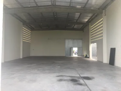 Galpão/Depósito/Armazém para alugar, 300m² no Recreio Ipitanga, Lauro de Freitas
