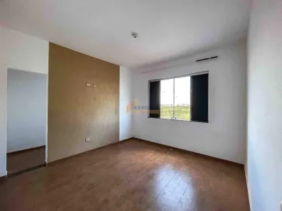 Casa com 3 Quartos para alugar, 95m² no São José, Divinópolis