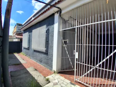 Casa com 3 Quartos para alugar, 10m² no Centro, Nova Iguaçu