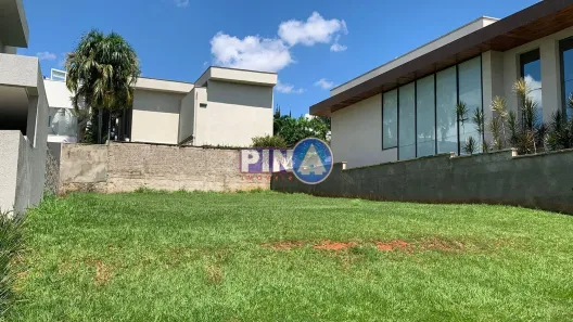 Lote/Terreno à venda, 451m² no Jardins Verona, Goiânia
