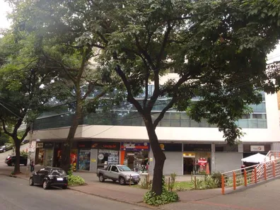 Ponto Comercial para alugar, 65m² no Santo Antônio, Belo Horizonte