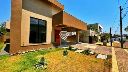 Casa de Condomínio com 3 Quartos à venda, 210m² no Plano Diretor Sul, Palmas
