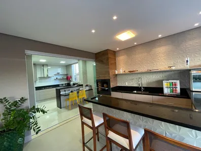 Casa de Condomínio com 4 Quartos à venda, 362m² no Jardins Valência, Goiânia