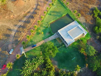 Fazenda/Sítio com 3 Quartos à venda, 400m² no Estacao Central, Bonfinópolis