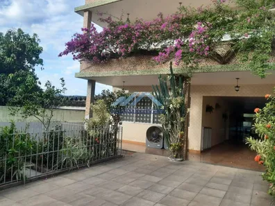 Casa com 5 Quartos para alugar, 714m² no Campo Grande, Rio de Janeiro