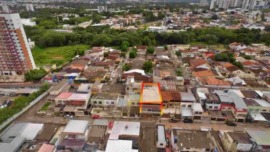 Sobrado com 4 Quartos à venda, 400m² no Adrianópolis, Manaus