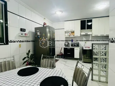 Casa de Condomínio com 3 Quartos à venda, 205m² no Campo Grande, Rio de Janeiro