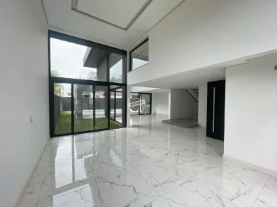 Sobrado com 4 Quartos à venda, 320m² no Distrito Industrial, Cachoeirinha