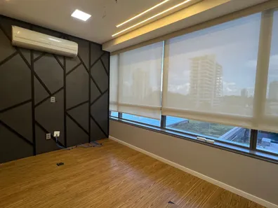 Sala Comercial à venda, 35m² no Adrianópolis, Manaus
