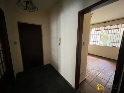 Casa com 5 Quartos para alugar, 360m² no Santo Antônio, Belo Horizonte