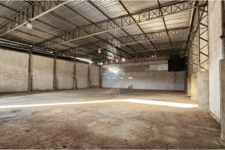 Galpão/Depósito/Armazém para alugar, 670m² no Quintas, Natal
